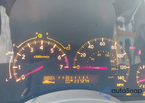 2004 Infiniti Qx56 z USA, uszkodzony, nr VIN 5N3AA08C04N804522